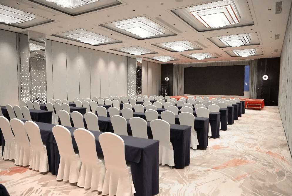 Bespoke Floral Pattern Printed Carpet for Grand Ballroom